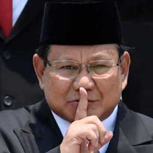 IPO: Jika Diamnya Prabowo Ke China Karena Tersandera Politik Itu Memprihatinkan