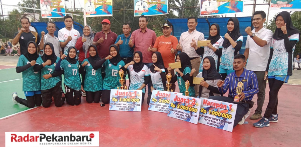 Wakil Bupati Pelalawan Tutup Turnamen Volly Ball Cup IV Desa Talau