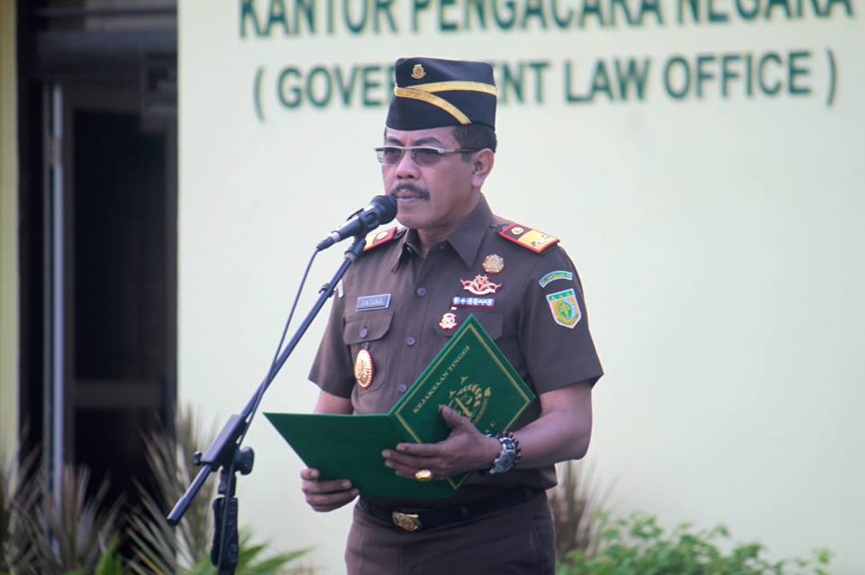 Kajati Riau Bertindak Selaku Inspektur Upacara Peringatan Hari Kebangkitan Nasional Ke-107