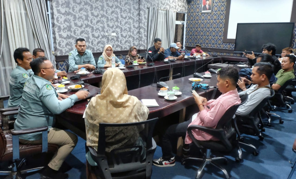 Pemkab Meranti Gelar Konpers Terkait Penghentian Program Berobat Gratis Menggunakan KTP