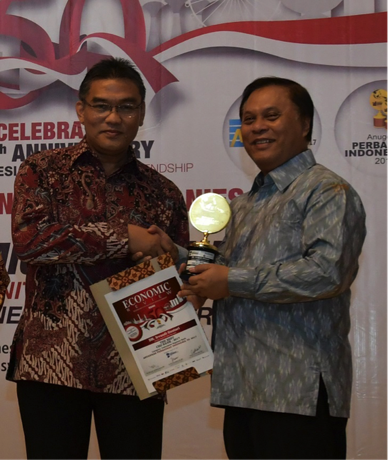 Dirut Bank Riau Kepri Raih Award The Best Indonesian CEO Bank (BPD)