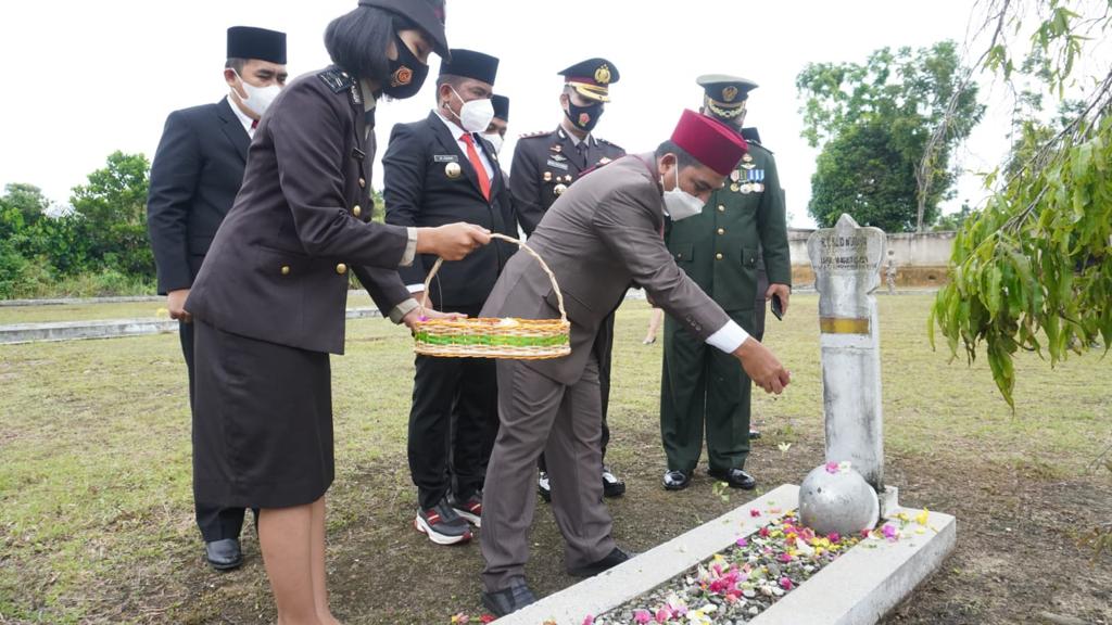 Ketua DPD KNPI Provinsi Riau H. Nasaruddin, SH. MH Peringati Hari Pahlawan