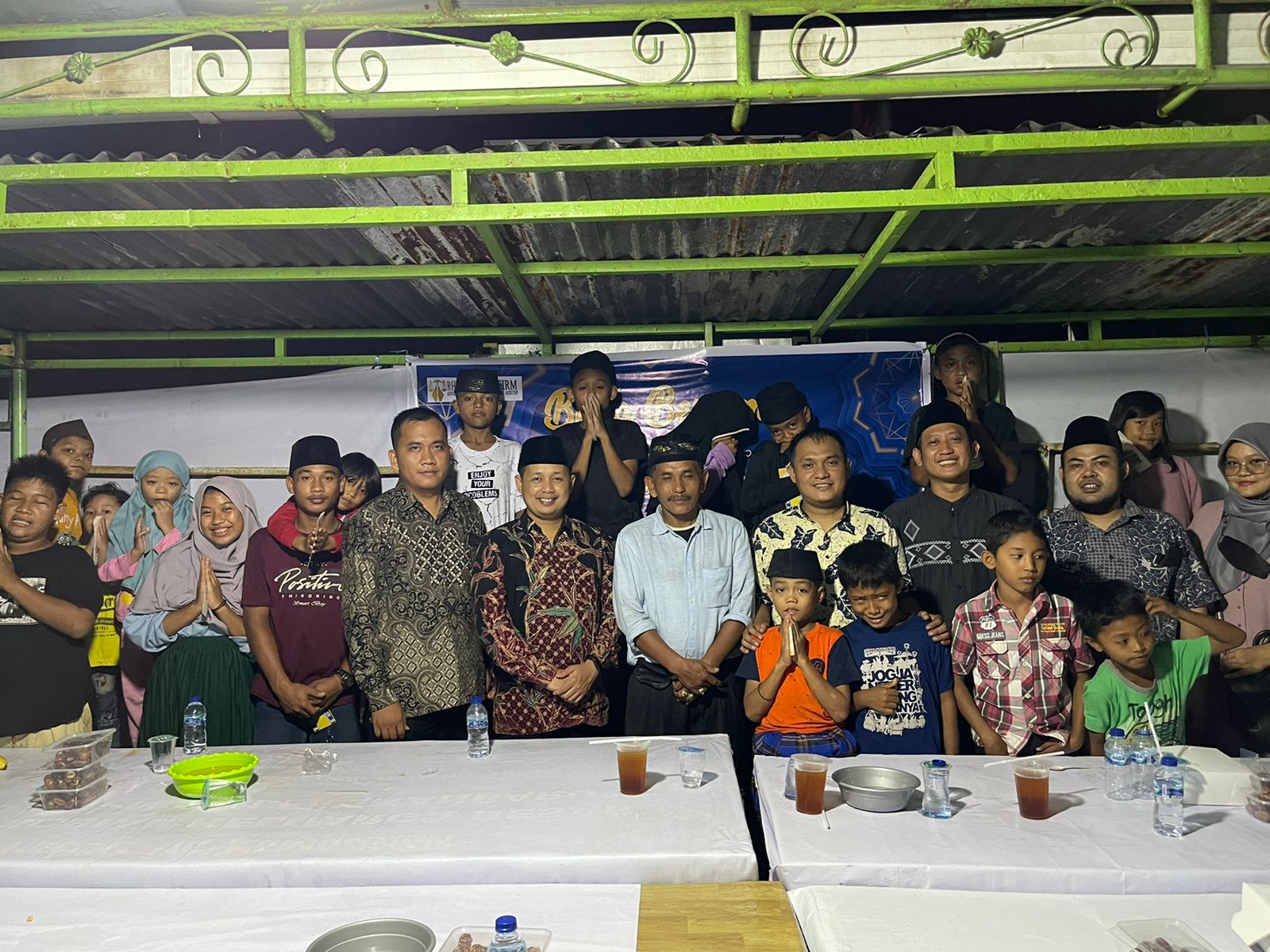 Kantor Hukum RHP LAW FIRM Pekanbaru Gelar Buka Bersama, Tahun Ini Digelar di Panti Asuhan