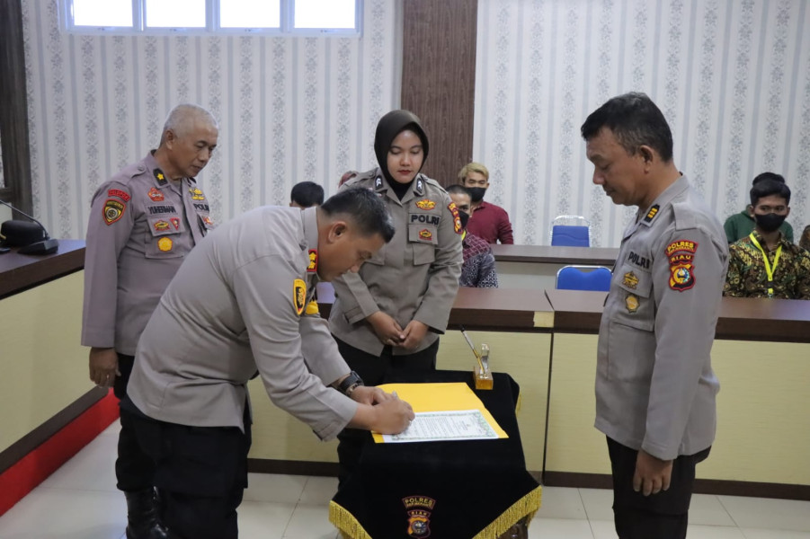 Polres Meranti Gelar Penandatanganan Fakta Integritas dan Rikmin Awal Peserta Seleksi Anggota Polri 