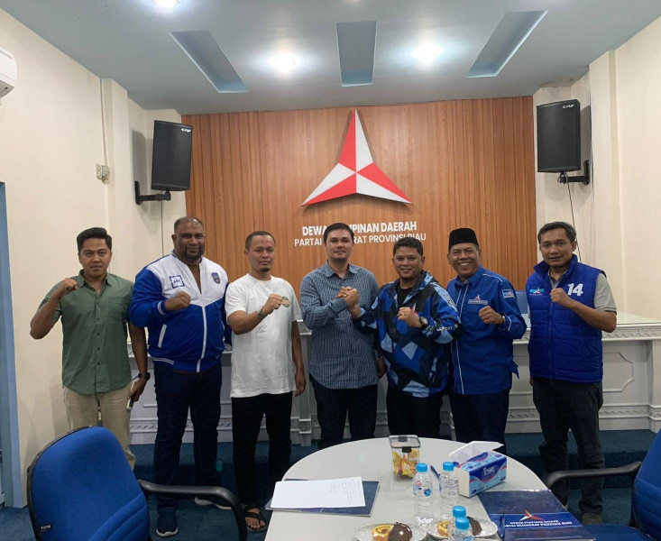 Demokrat Riau Sudah Panggil Adam, Besok  Jadwal Suhardiman Amby