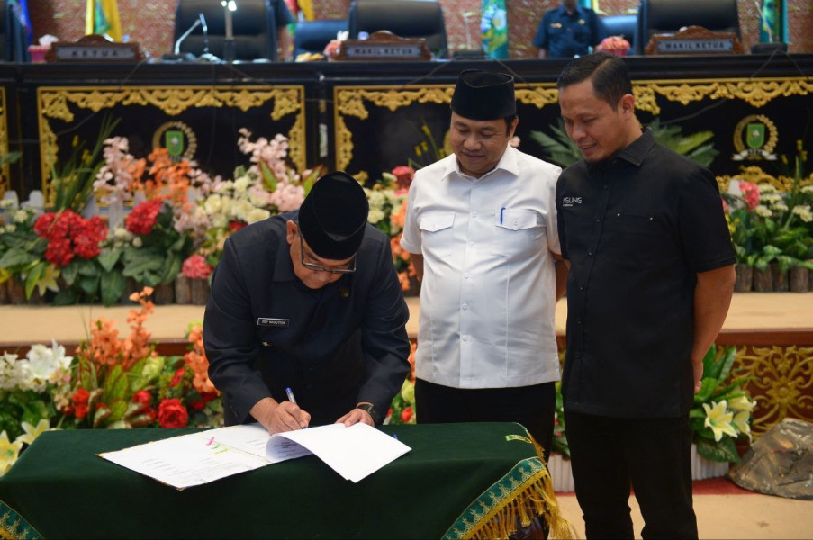 APBD Riau 2024 Disahkan Rp11 Triliun