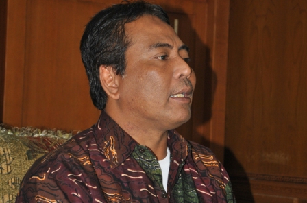 ZK Mantan Pejabat yang Diduga Pernah Pukul Mahasiswa ini Nyatakan Siap Maju diPilwako Pekanbaru 2017