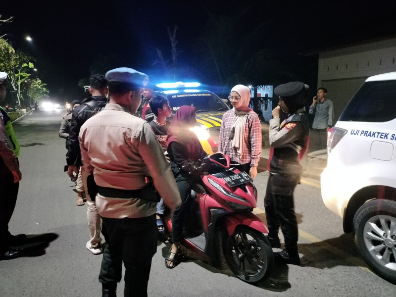 Puluhan Polisi Kelilingi Kota Selatpanjang, Ini yang Dilakukan