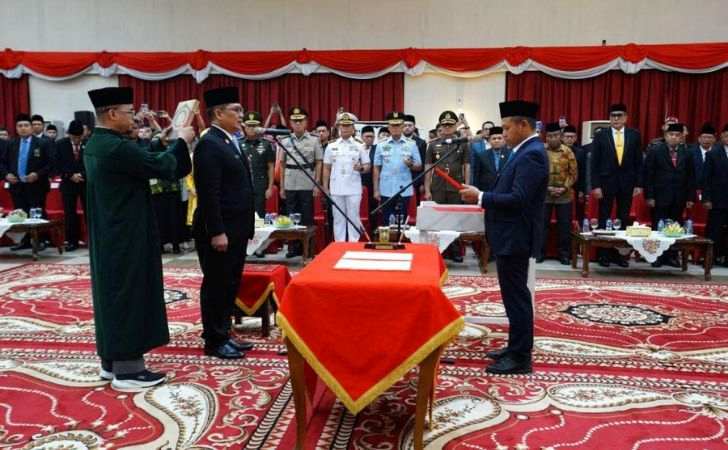 Lantik Syahrial Abdi Jadi Sekdaprov Riau, Gubernur Riau: Jaga Harmonisasi OPD