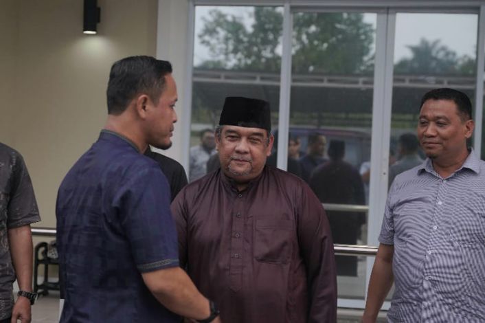 Agung-Markarius Datangi Kediaman Edi Natar