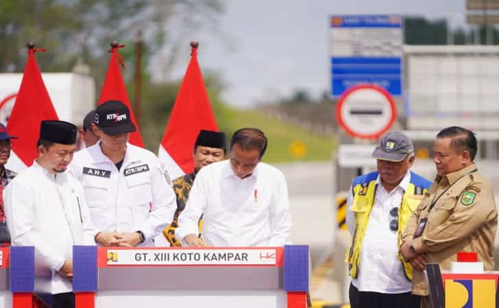 Resmikan Tol Bangkinang-XIII Koto Kampar, Presiden Titip Pesan Ini ke Pj Gubri