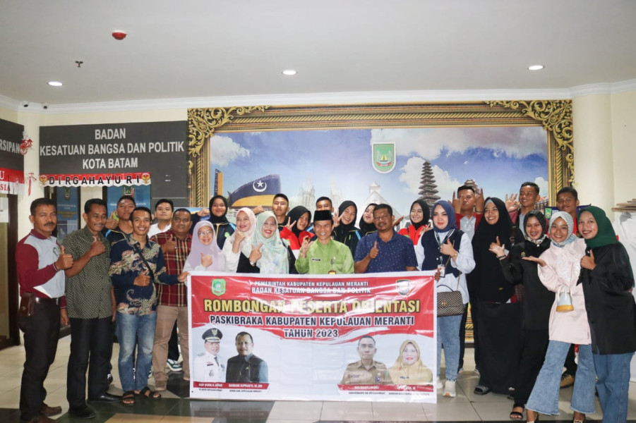 Rombongan Paskibraka Meranti Kunjungi Kantor Kesbangpol Batam