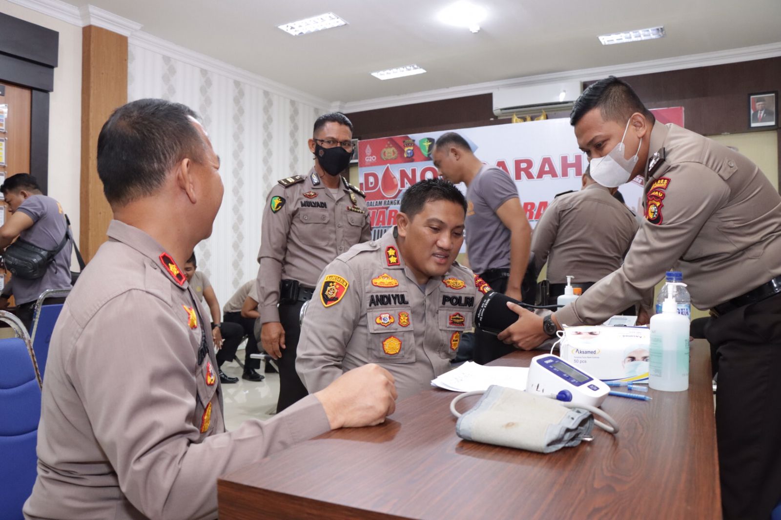 Peringati Hari Bhayangkara ke-76, Ratusan Personil Polres Meranti Ikut Aksi Donor Darah