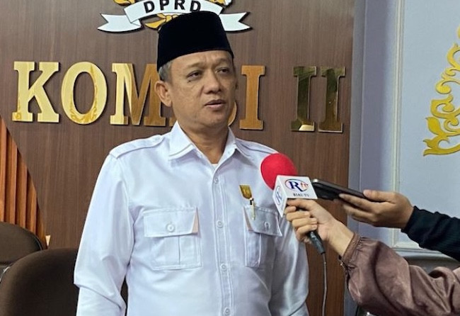 DPRD Pekanbaru Dukung Wacana Pemko Buat UMKM di Bawah Jembatan Siak IV