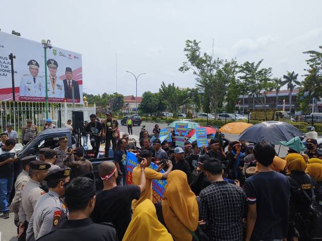 Didemo Nelayan, Pemprov Riau segera Cabut Izin Tambang PT Logomas Utama