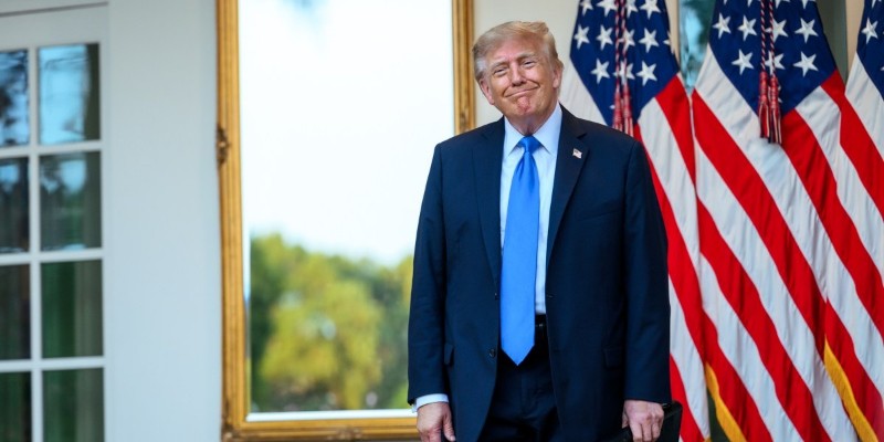 Trump Dukung Jalur Alternatif Suriah untuk Hindari Selat Hormuz