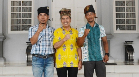 Lestarikan Budaya, Pemkab Siak Galakkan Pemakaian Tanjak Melayu Riau