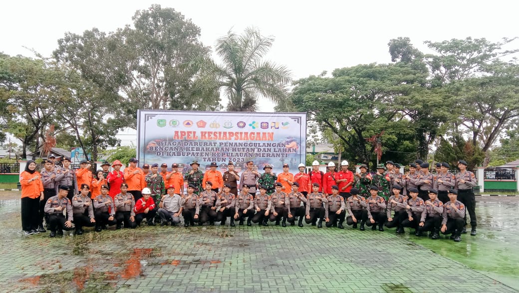 Bupati HM Adil Pimpin Apel Siaga Penanggulangan Kebakaran Hutan dan Lahan di Meranti