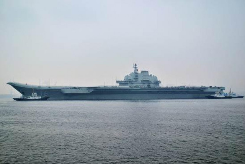 Kapal Induk Pertama Cina Segera Diuji Coba