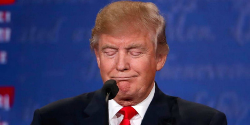 Survei Ipsos: Popularitas Trump Makin Terjun Bebas