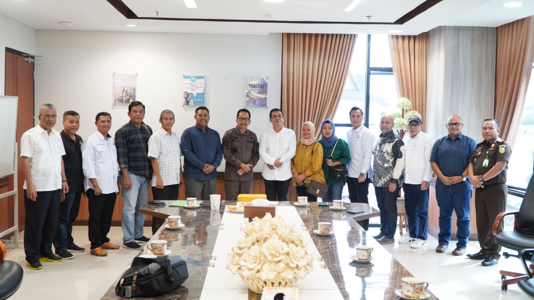 Audiensi dengan Kejati Riau Penuh Keakraban, PWI Riau Sampaikan Program Kerja