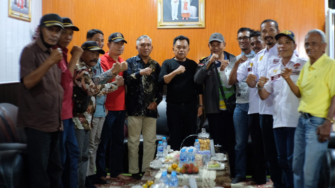 H. Asmar Terima Silaturahmi LMBR dan LMA