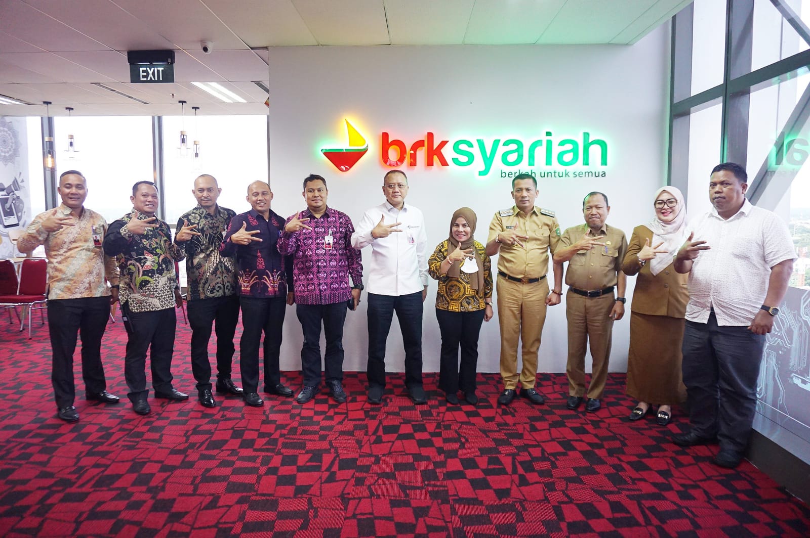 Bupati Tandatangani Akad Pembiayaan 100 Miliar dari BRK Syariah