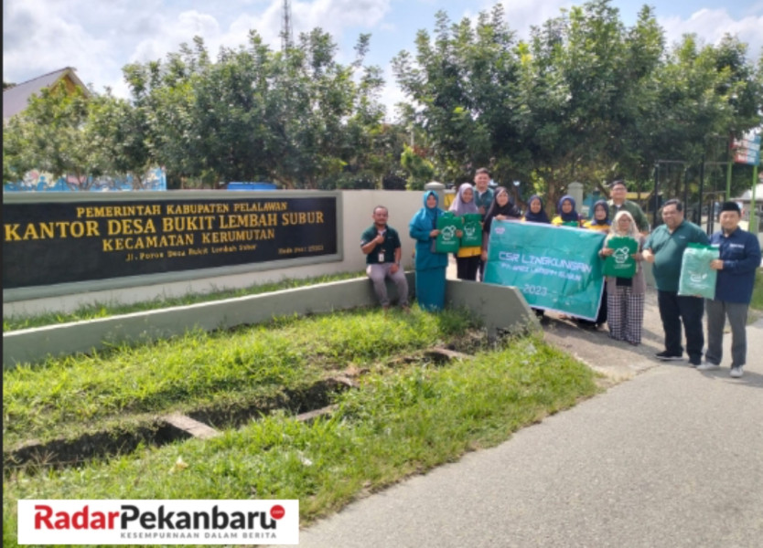 Kurangi Plastik, PT Sari Lembah Subur Gelar Gerakan Semangkup di Desa Bukit Lembah Subur