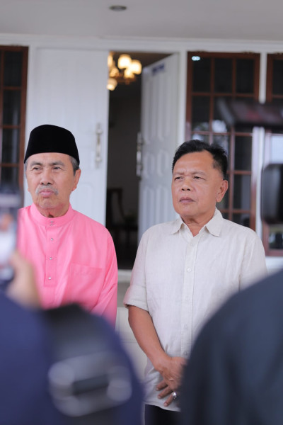 Bertemu Gubernur Syamsuar, Plt. Bupati Meranti Sampaikan Berbagai Usulan