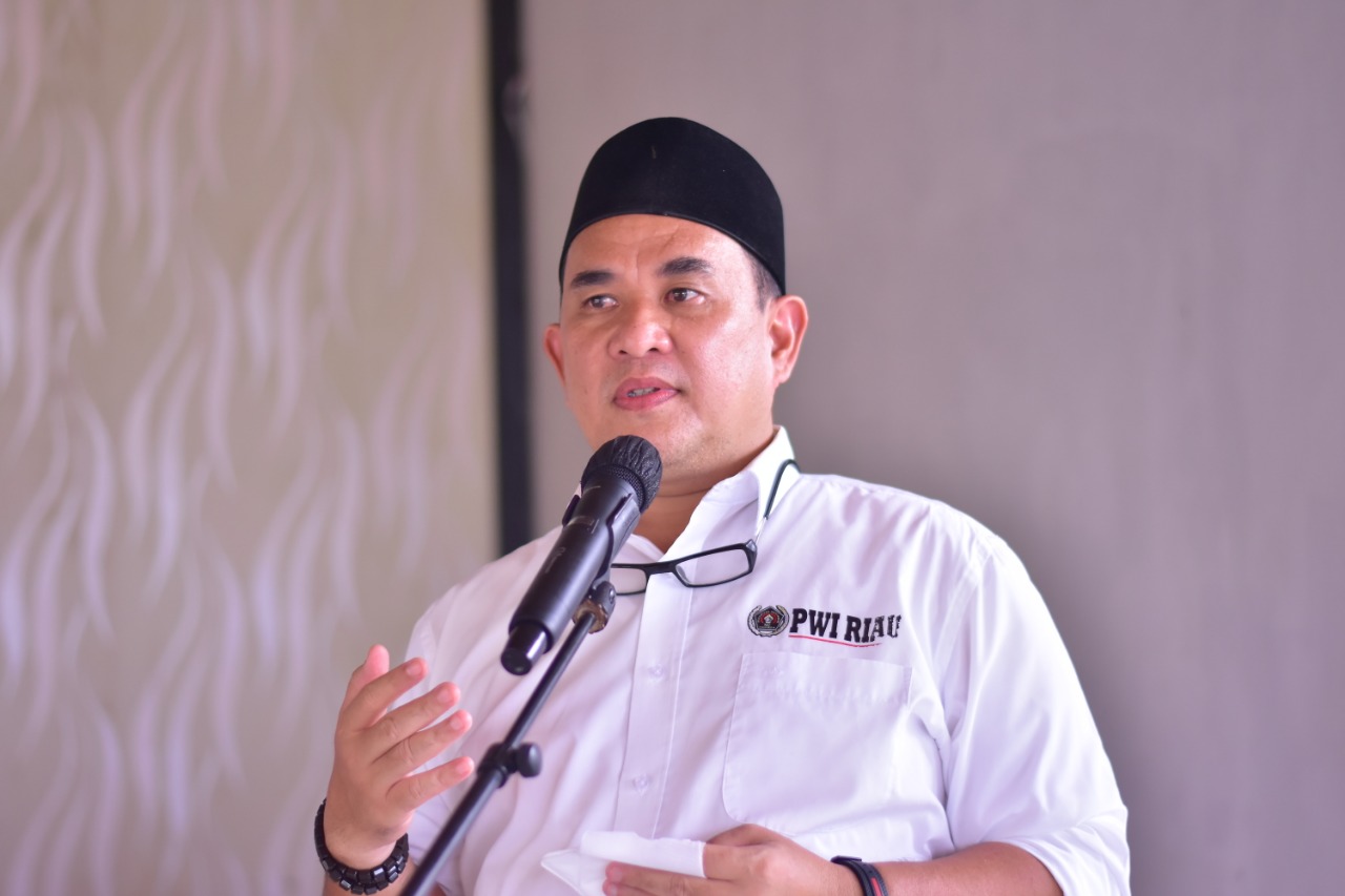 Rangkaian HPN dan HUT PWI ke-76, PWI Riau Gelar Baksos Donor Darah