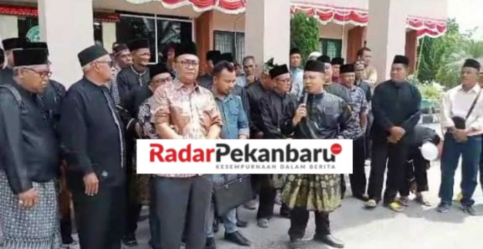 Empat Belas Batin Mendukung Perjuangan Datuk Engku Raja Lela Putra Dalam Menggugat PT MUP