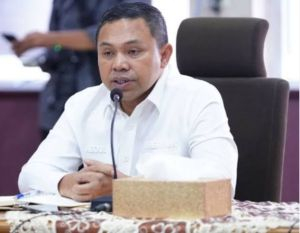 Janji Pendidikan Gratis di Riau: Gubri dan Wagubri Genjot BOSDA dan Sekolah Rakyat