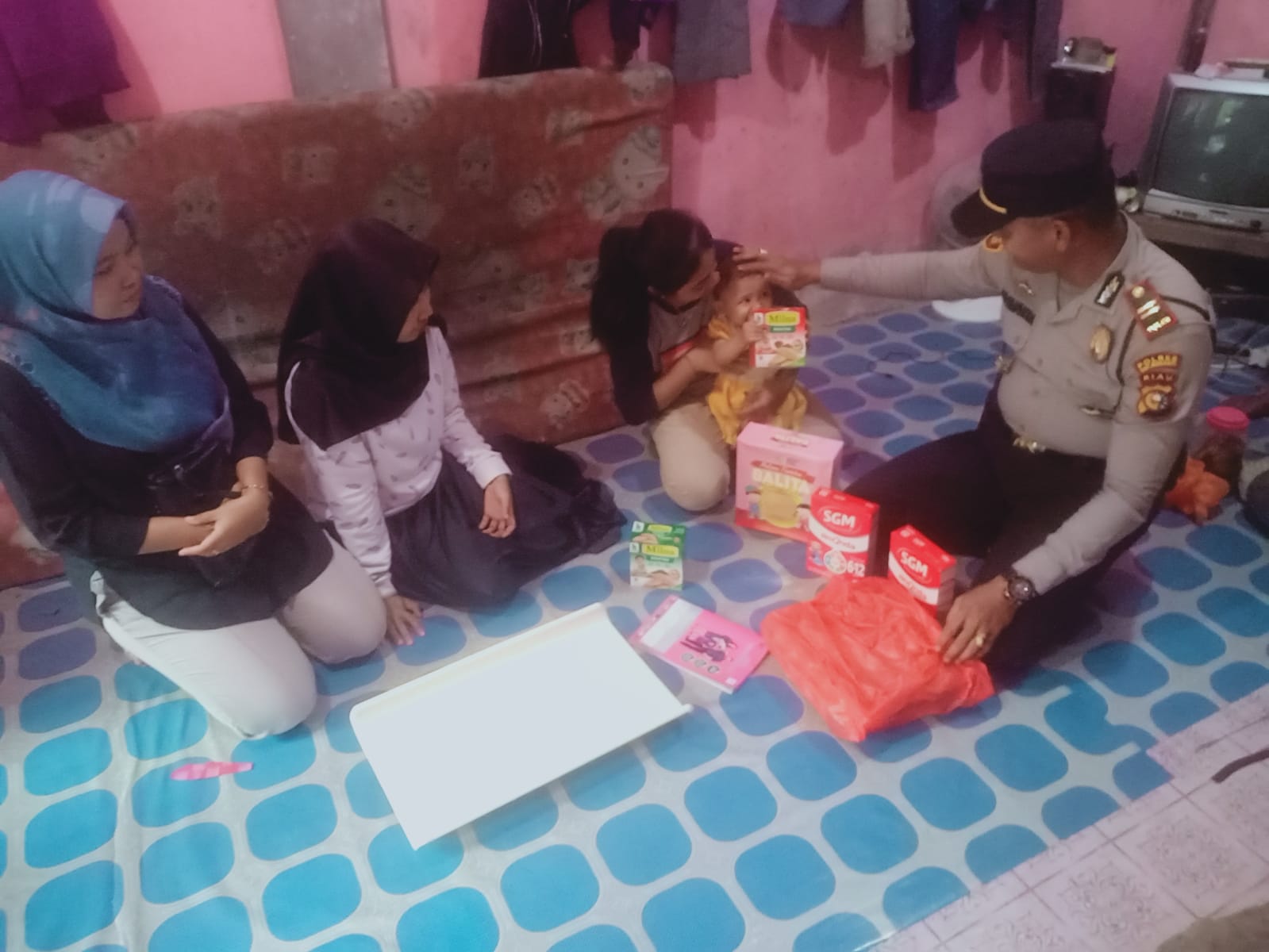 Sobat Berbagi, Polsek Rangsang Bantu Asupan Gizi Buat Balita di Tanjungsamak