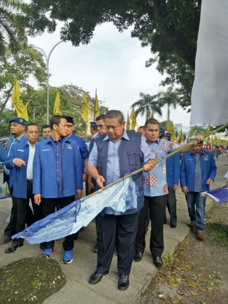 Isu Barter Pengrusakan Bendera Demokrat dengan Kasus Lain, Demokrat Riau: Tidak Ada Dalam Hukum