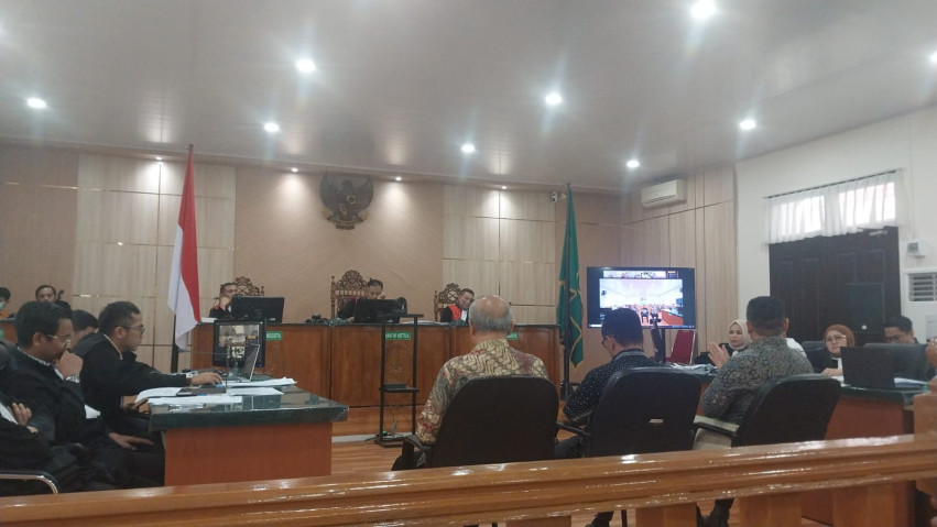 Pengangkatan Dani Nursalam dan Tata Maulana Jadi Tenaga Ahli Gubernur Riau Tanpa Dasar Hukum
