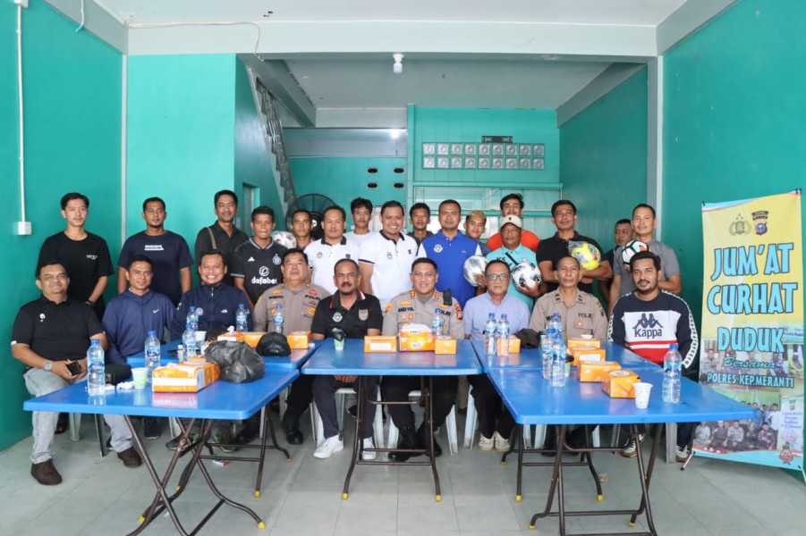 Jumat Curhat Bersama Askab PSSI, Polres Meranti Siap Bersinergi Mendukung Kemajuan Sepakbola di Negeri Sagu