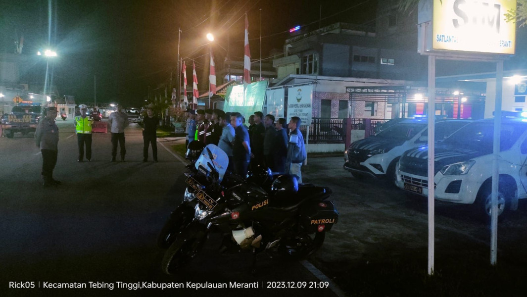 Patroli Blue Light, Polres Kepulauan Meranti Sampaikan Himbauan Pemilu
