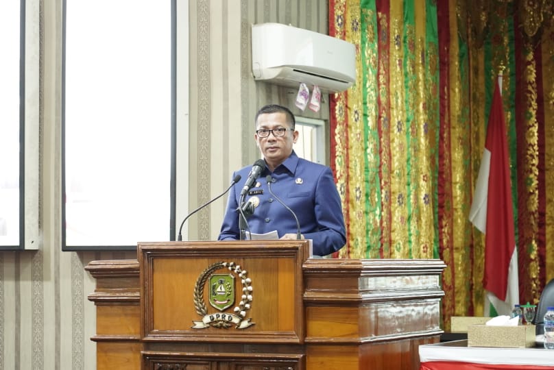 Paripurna, Bupati HM Adil Sampaikan Jawaban Kepala Daerah Terhadap Pandangan Umum Fraksi 2022