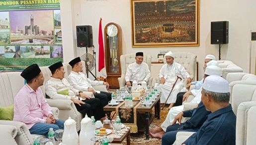 Ayat Cahyadi Dampingi Agung - Markarius Minta Restu Tuan Guru Ismail Royan Maju Pilwako