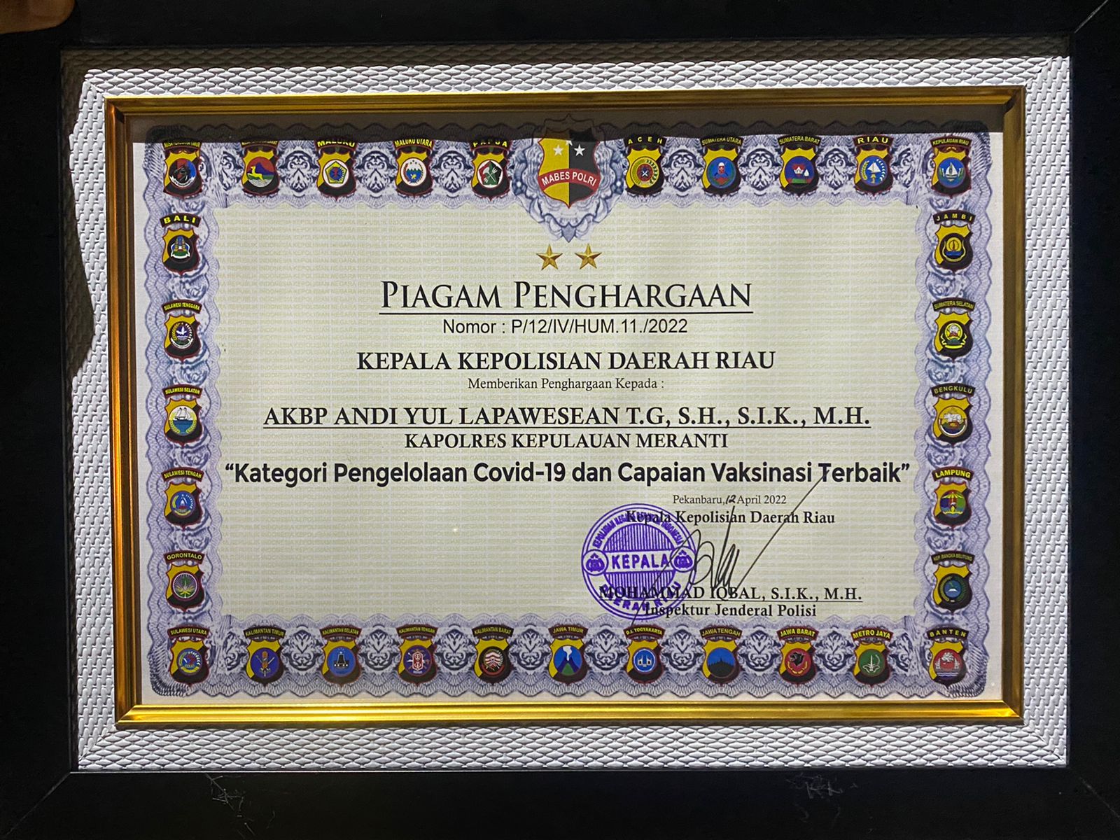 Kapolres Meranti dapat Penghargaan Pengelolaan Covid-19 dan Capaian Vaksinasi Terbaik dari Kapolda R