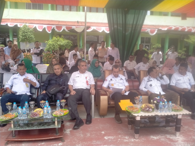 Gubri Riau Syamsuar: Guru Harus Lebih Pintar Dari Murid Siswa Harapan Masa Depan