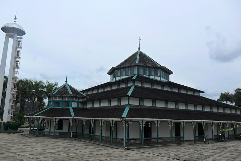 Masjid Tempat Terhormat