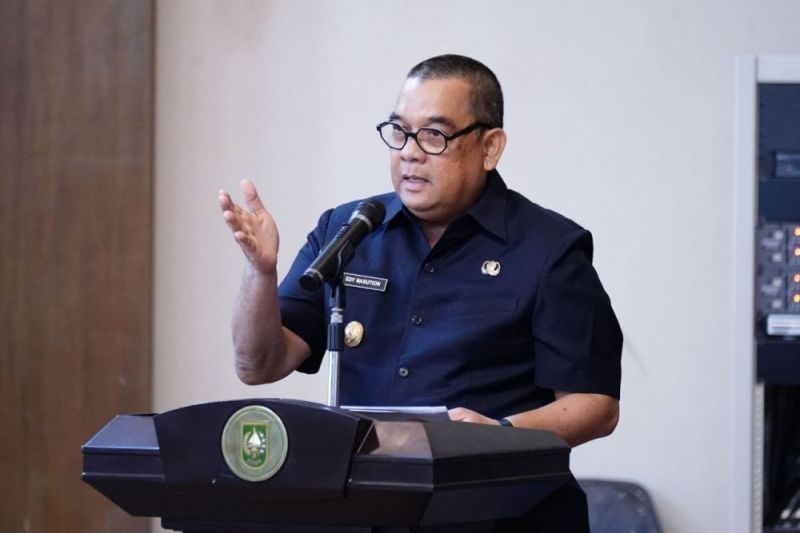 Pemprov Riau Bahas Aspek Persiapan Pembangunan Tol Laut