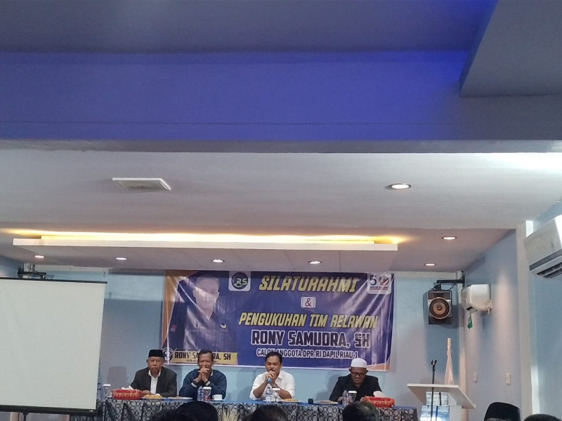 Rony Samudra Gelar Silahturahmi dan Pengukuhan Tim Relawan di Meranti