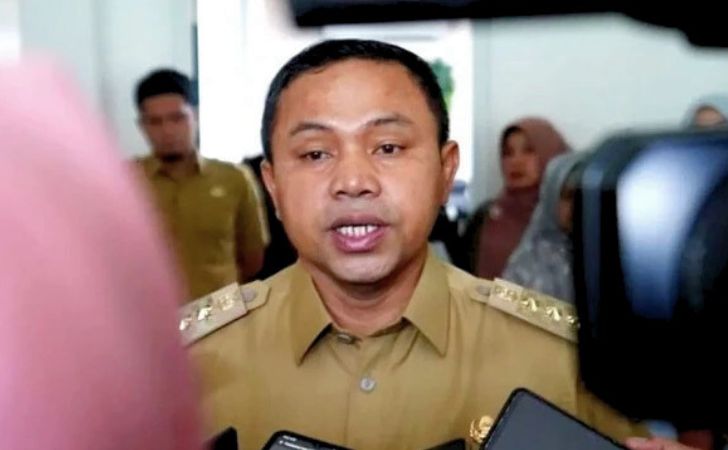 Abdul Wahid Jadi Gubernur Riau Ke 4 Di OTT KPK, Berikut Daftar Lengkapnya