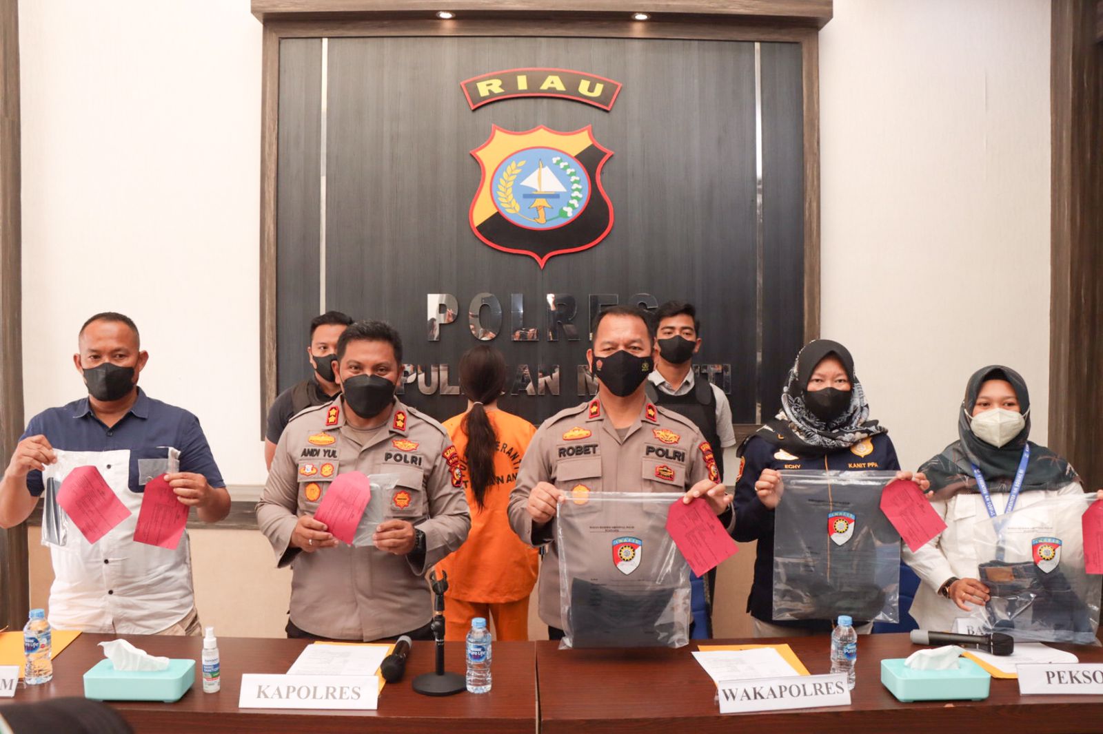 Jual Anak Bawah Umur ke Pria Hidung Belang, Wanita Muda di Meranti Ini Diringkus Polisi