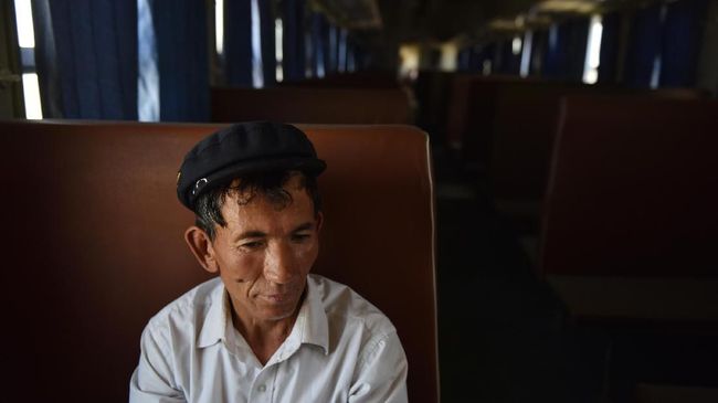Etnis Uighur di China Khawatir Tertular Virus Corona