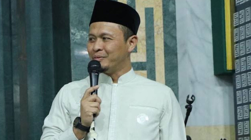 Walikota Pekanbaru Salat Iduladha Bersama 1.200 Warga di Lapangan Sidomulyo