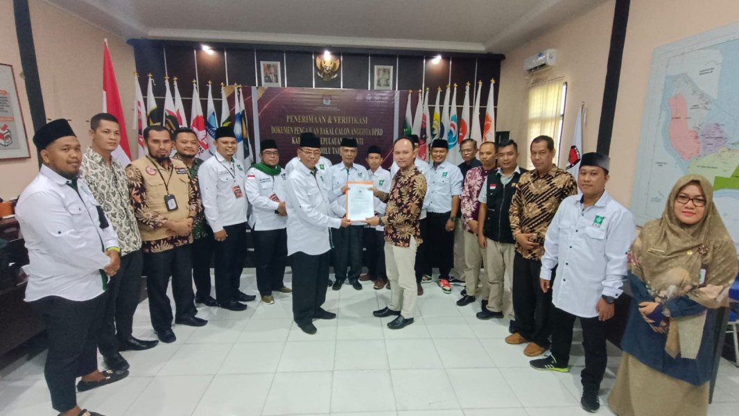 Jelang Sore Partai PKB di Terima Berkas Pendaftaran Oleh KPU Meranti