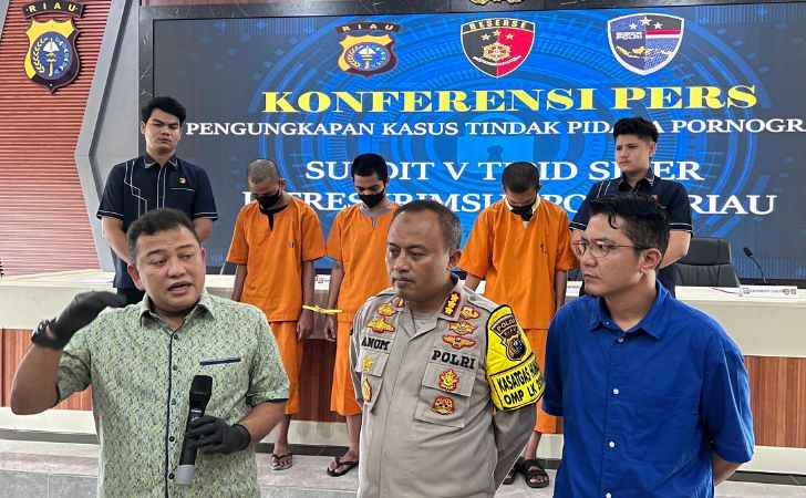 Polda Riau Ungkap Sindikat Pria Pecinta Sesama Jenis, Ada Oknum Guru dan Mahasiswa